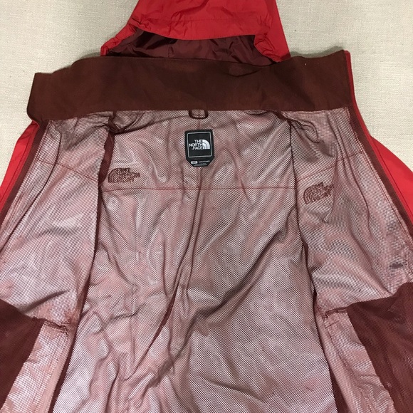 The North Face Men's Flyweight Hoodie - Picture 3 of 4